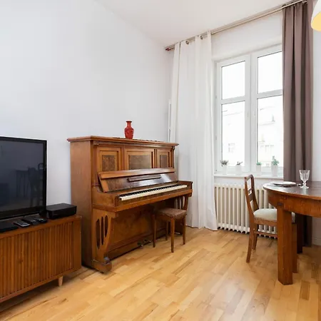 Apartament Klimatyczny I Jasny 3city W Gdyni Z Dwiema Sypialniami By Renters