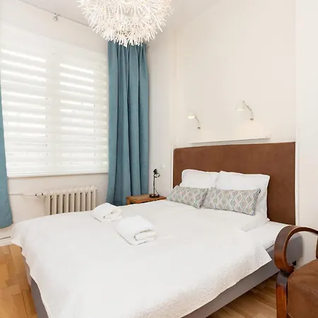 Klimatyczny I Jasny 3city W Gdyni Z Dwiema Sypialniami By Renters * Gdynia